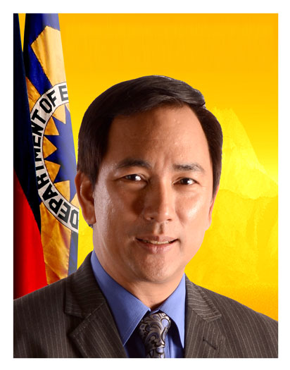 Photo of Sec. Petilla