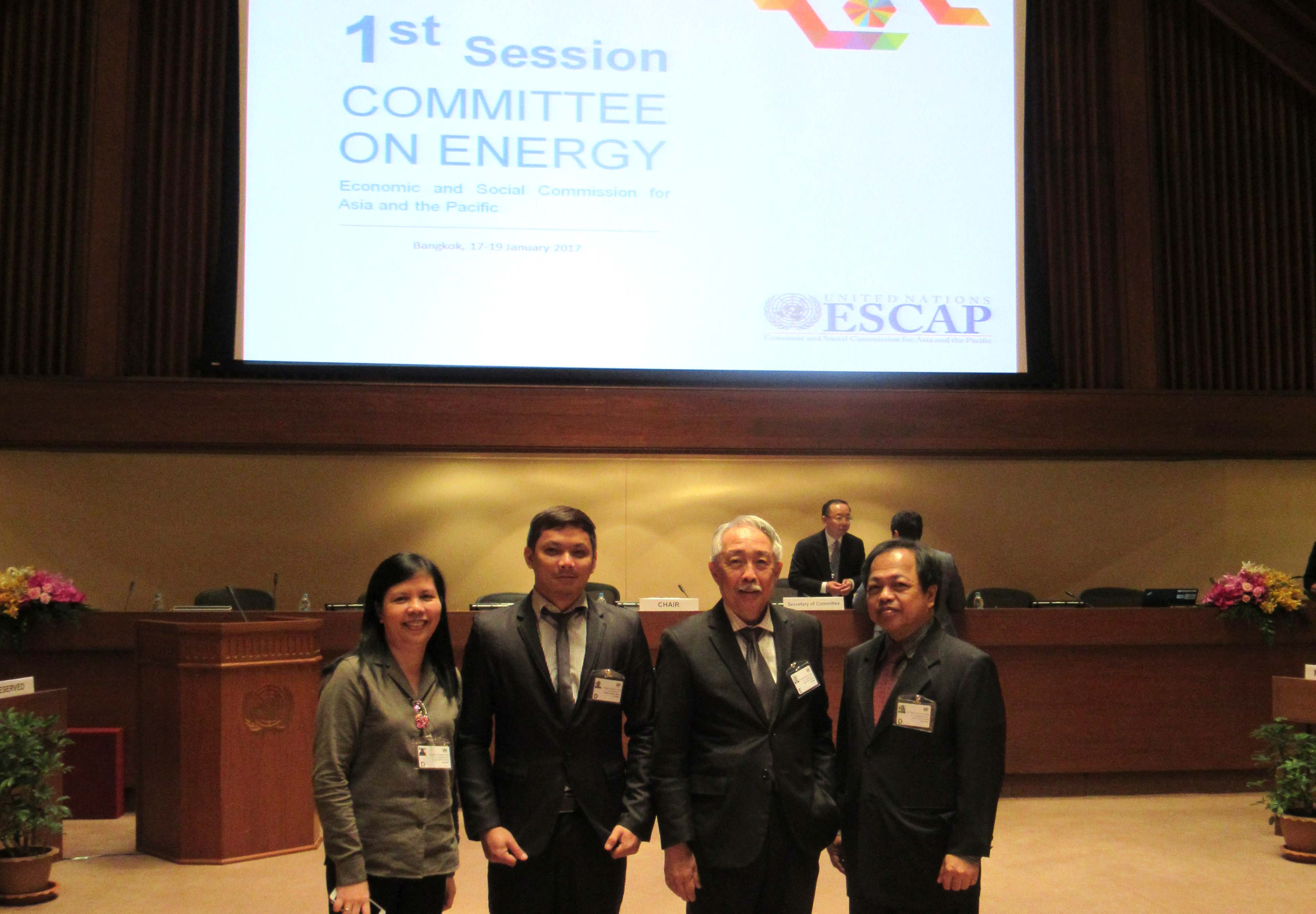 HIGH LEVEL MEET: DOE Undersecretary Jesus Cristino P. Posadas (2nd from right) who led the Philippine energy sector’s delegation, discussed the country’s energy infrastructure resiliency agenda before the First Session of the UNESCAP Committee on Energy last 17 January in Bangkok, Thailand. In photo are members of the DOE delegation: (from left) DOE-Investment Promotion Office Supervising Investment Specialist Hazel O. Vicencio, DOE- Energy Policy and Planning Bureau (EPPB) Science Research Specialist Micha