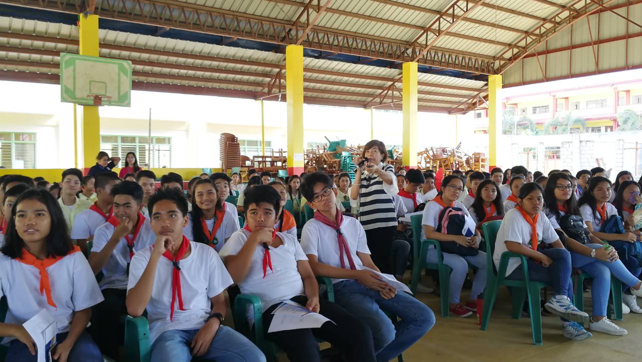 Helen B. Arias, Head of the Department of Energy Consumer Welfare and Promotion Office, invited high school students to pursue science, engineering and technology courses.