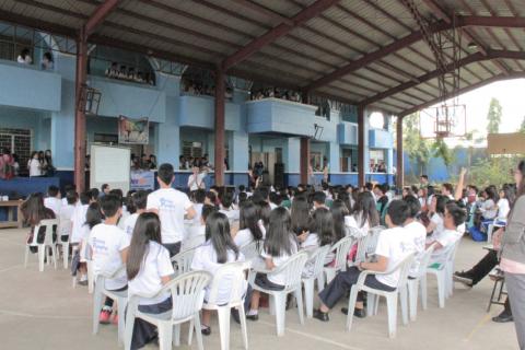 ENERGIZED STUDENTS: Grade 10 Students of Tagaytay City National High School listened intently to Engr. Eduardo B. Fernandez' lecture on breaking gender stereotypes in the power sector. There were a total of 150 student and teacher participants in the Career Talks on Breaking Gender Stereotypes in the Energy Workforce conducted on December 6 by the DOE-Gender and Development through the Consumer Welfare and Promotion Office in observance of National Energy Consciousness Month.