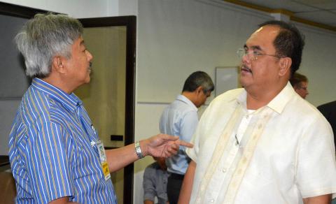 IN CONSULTATION: Energy Undersecretary Donato D. Marcos listens to inputs for the proposed Philippine Natural Gas Regulation (PNGR) during the public consultation at the DOE Headquarters in Taguig City.